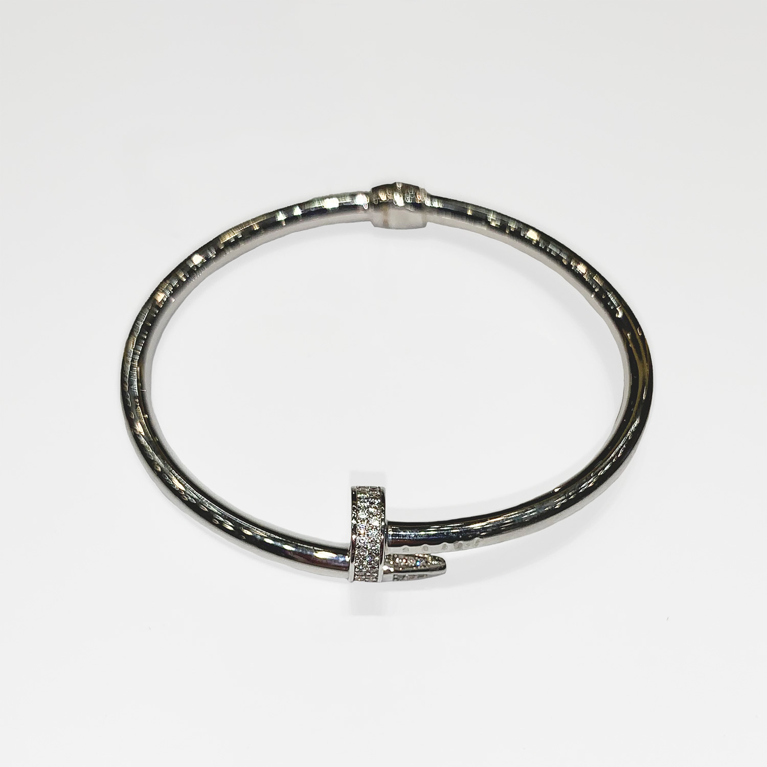 1C52A048-309B-492A-BD5E-B59B4C8BB144